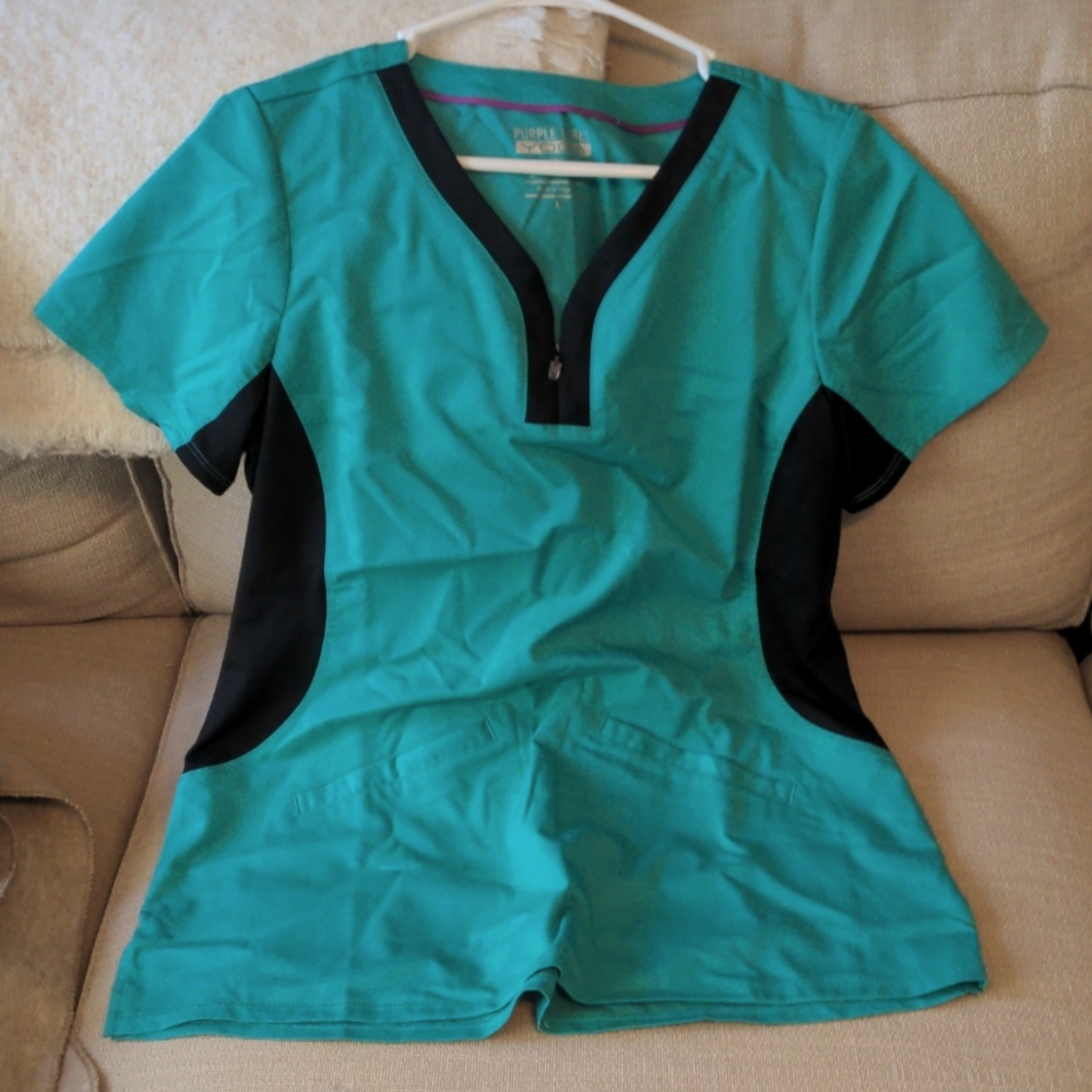 Scrub top